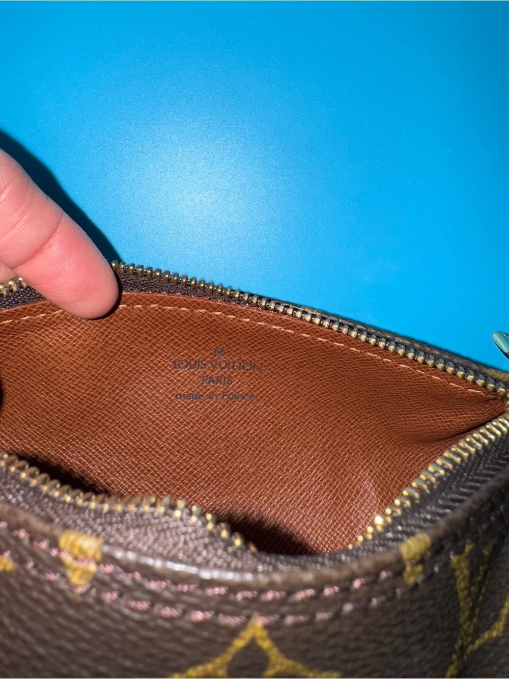 Louis Vuitton vuitton offers coa